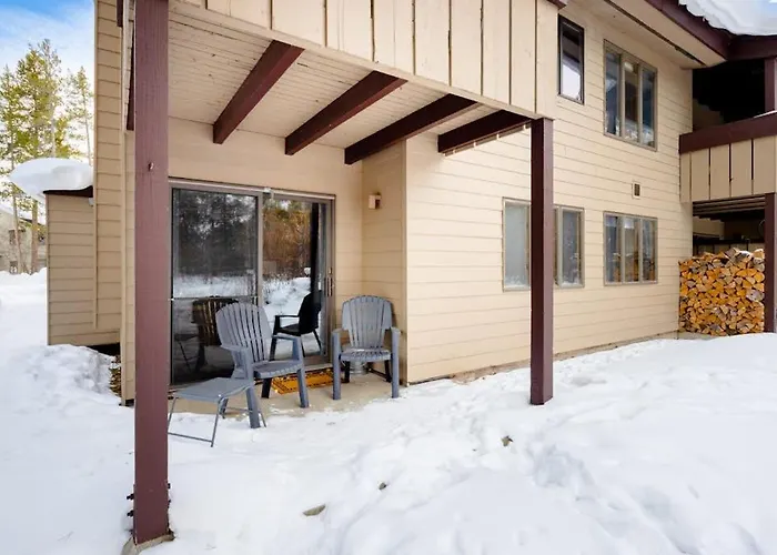 3614 Winterberry Apartment